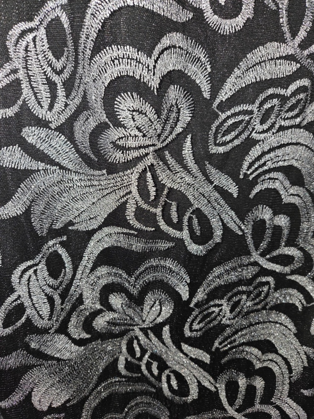 NWT Scarlett Black Silver Floral Embroidered Sheath Cocktail Dress Size 6 - Picture 7 of 9
